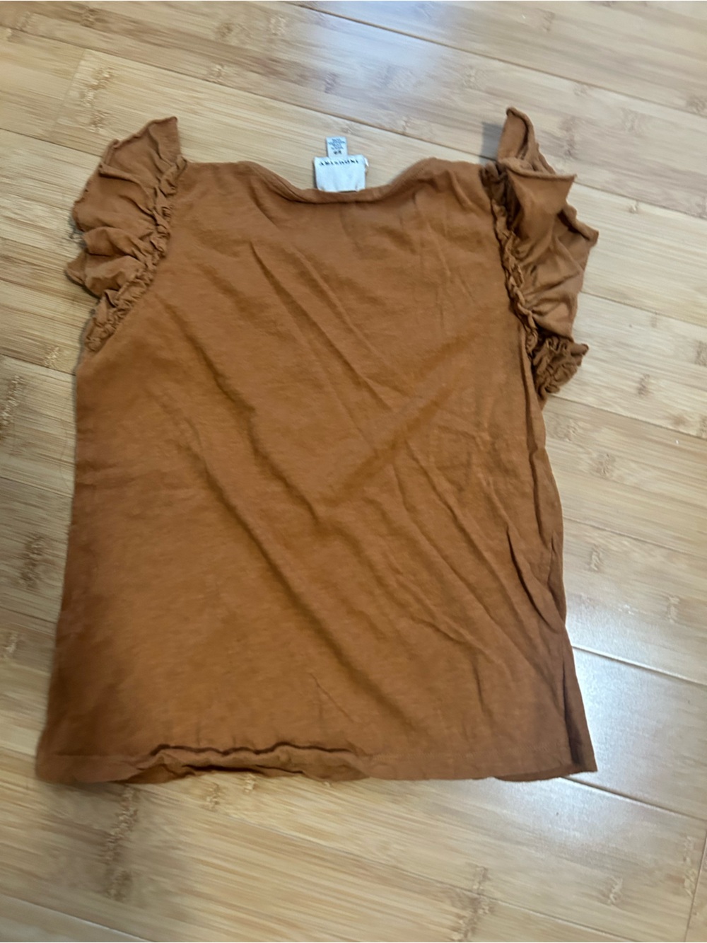 Women’s Ruffle Sleeve Tee - Rust
